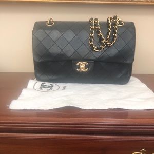 Chanel Vintage Medium Classic Double Flap Bag